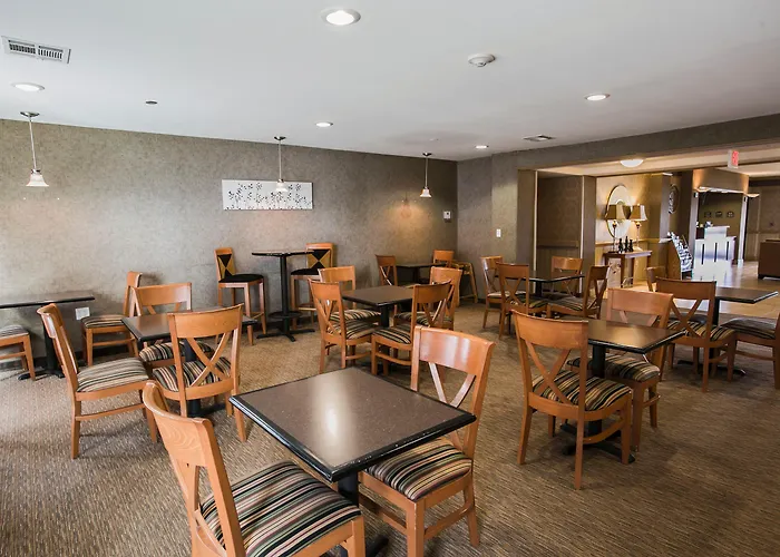 Spark By Hilton Hotel 3*