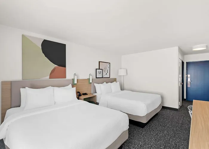 Hotel Spark By Hilton 3*