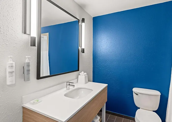 Hotel Spark By Hilton 3*